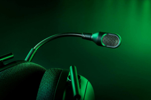 17443586581436-razerblacksharkv2proauricolarewirelessapadiglionegamingbluetoothnero