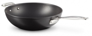 17443823820327-lecreuset0630870273213padellawokpadellapercotturaalsaltorotondo