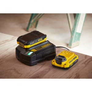 1744423559467-stanleysfmcf810d2kqwcacciaviteelettricoeavvitatoreaimpulso2800giriminnerogiallo