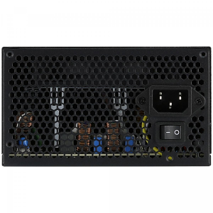 17445434932115-aerocoollux550walimentatorepercomputer204pinatxatxnero