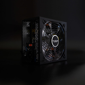 17445497259966-tooqtqxgeii700sapalimentatorepercomputer700w204pinatxatxnero