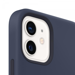 17445535983679-applecustodiamagsafeinsiliconeperiphone1212problunavy