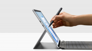 17445613048017-microsoftsurfaceprox256gb33cm138gbwifi580211acwindows11proplatino