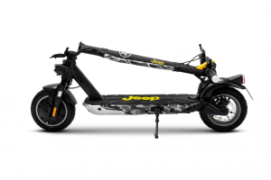 17446591177037-jeepjucasnero25kmh96ah