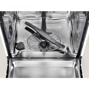 17446602786948-electroluxesa47200swliberainstallazione13copertie