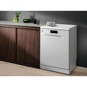 17446602793325-electroluxesa47200swliberainstallazione13copertie