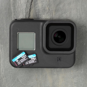 17446672372741-kingstontechnologyschedamicrosdxccanvasgoplus170ra2u3v30da512gbadattatore