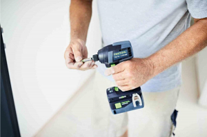 17447278971099-festooltid18basic3200giriminneroblu