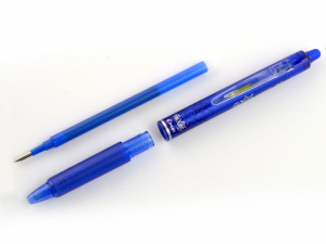 17447335413446-pilotfrixionpennaretrattileaclipverde1pz