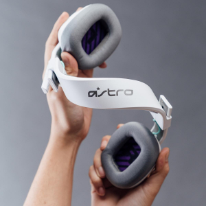 17447837219361-astrogaminga10auricolarecablatoapadiglionebianco