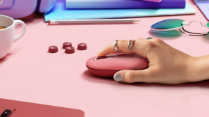 17448506407184-logitechpopmousewirelessconemojipersonalizzabilitecnologiasilenttouchprecisioneevelocitadesigncompattobluetoothusbmultidispositivocompatibileosheartbreaker