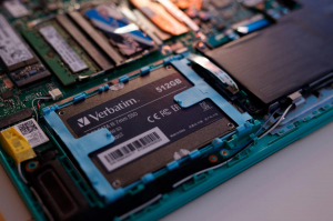 17449370884705-verbatimvi550s3ssd512gb
