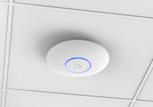 17449408826299-ubiquitiuapaclite5puntoaccessowlan1000mbitsbiancosupportopoweroverethernetpoe
