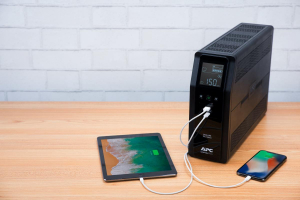 17449489073131-apcbackupsprobr1200vagruppodicontinuitaupsalineainterattiva12kva720w8presaeac