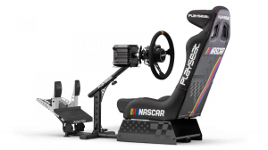 17449708171051-playseatevolutionpronascarsediapergaminguniversalesedutaimbottitanero