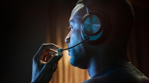 17449895701513-steelseriesarctisnovaprowirelessauricolareapadiglionegamingbluetoothnero