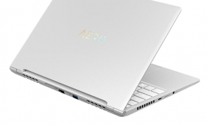 17449925781874-gigabyteaero14oledbmf72esbb4shintelcorei7i713700hcomputerportatile356cm1428k16gblpddr5sdram1tbssdnvidiageforcertx4050wifi6e80211axwindows11homeargento