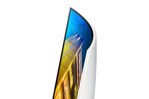 17450053346687-samsungur59cmonitorpc813cm323840x2160pixel4kultrahdledbianco