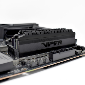 1745006701255-patriotmemoryviper4pvb416g440c8kmemoria16gb2x8gbddr44400mhz