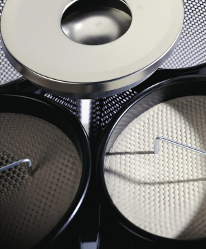 17450950854817-durable333023bidoneperlaspazzatura17lrotondometalloargento