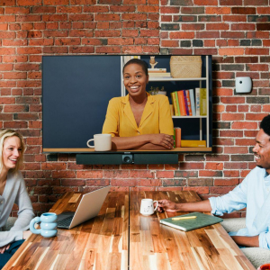 17451279154597-owllabsdispositivopervideoconferenzeowlbarbarrapervideoconferenze4kconmessaafuocoattivadeglialtoparlantiaggiungeremeetingowl4meetingowl3omeetingowlproperunacoperturaa360gradielacommutazioneautomaticadellat