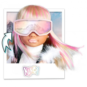 17452588178687-famosanancysnowfashion