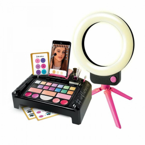 17452628664442-clementonimakeupartist