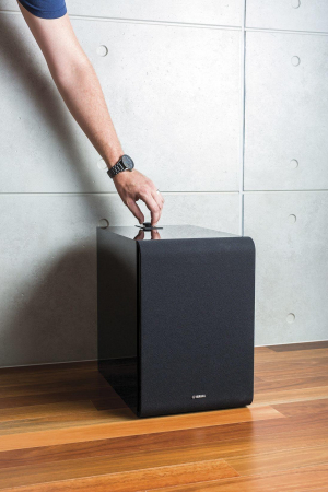17452949880006-yamahamusiccastsub100nerosubwooferattivo130w