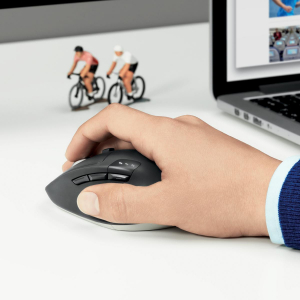 17455969468502-logitechm720