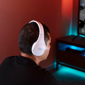 17457196297468-hyperxcloudstingercorecuffiedagamingwirelessbiancoblups5ps4