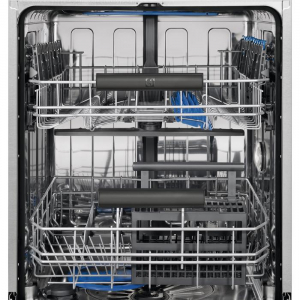 17457555306318-electroluxesf7552roxliberainstallazione13copertie