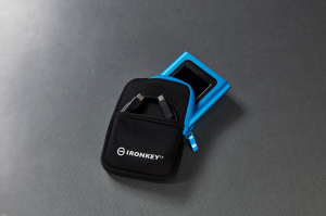 17462595496635-kingstontechnologyironkey1920gbvaultprivacy80xtsaes256bitssdesternocrittografato