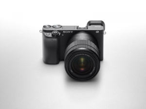 17464910019015-sonyalpha6400conobiettivo18135mmmirrorlessapscconrealtimeeyeaf