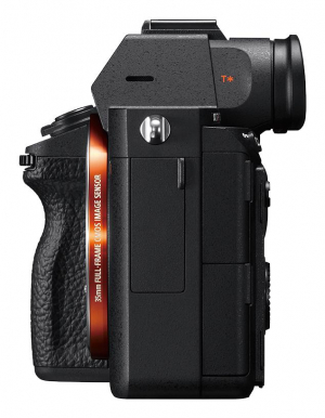 17464910809286-sony7riiimilc424mpexmorrcmos7952x4472pixelnero