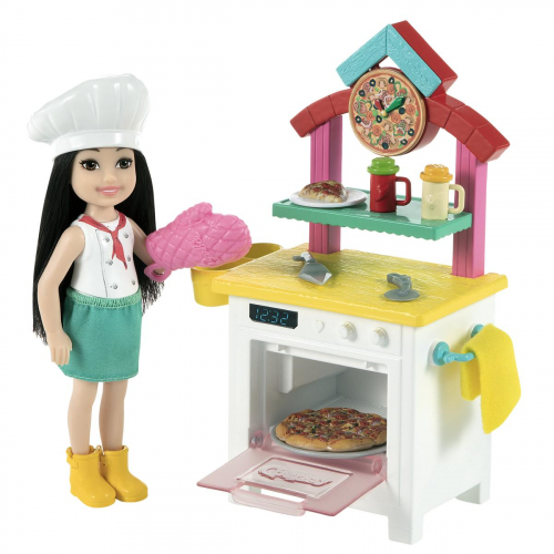 17425480760642-barbiechelseapizzachef