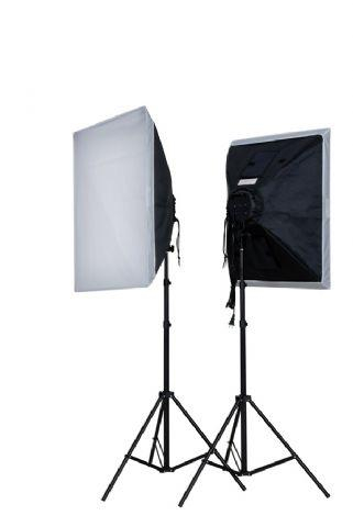 1743276361637-falconeyes290503setdiattrezzatureperstudiofotograficonerobianco