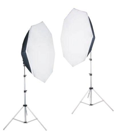 17432763669928-falconeyes290587setdiattrezzatureperstudiofotograficonerobianco